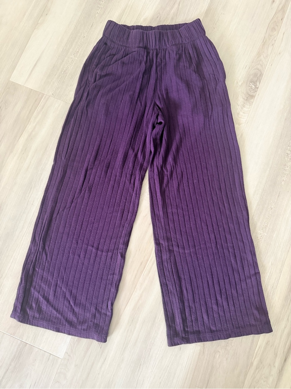 GAP Wide-Leg Cozy Ribbed Pull On Pants in Deep Purple